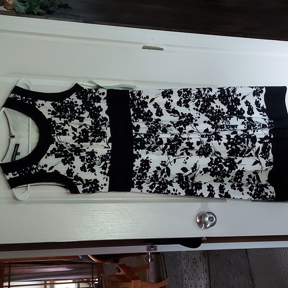 Jones Wear Dresses & Skirts - NWT Jones Wear dress
